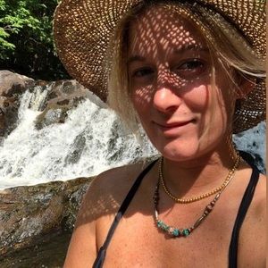 Meet your Posher, Julianna